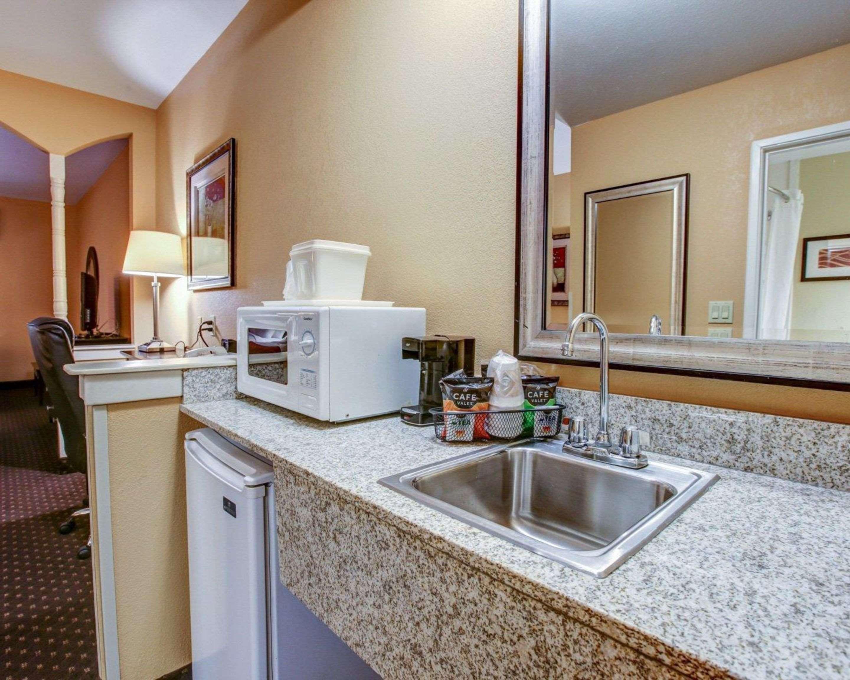 Comfort Suites At Rivergate Mall Goodlettsville Exterior foto